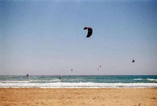 Kitesurfing